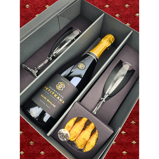 Petiteaux Extra Brut Champagne Gift Set with Flutes